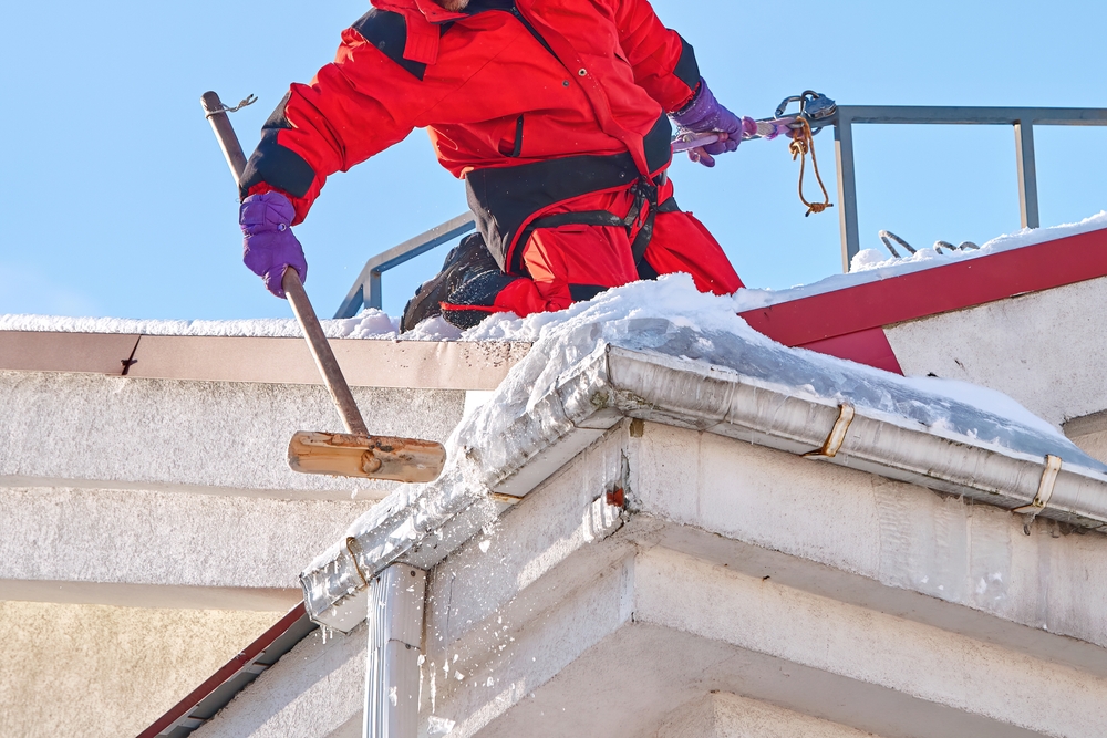 roof snow removal